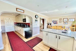 Kitchen Breakfast Dining Area- click for photo gallery
